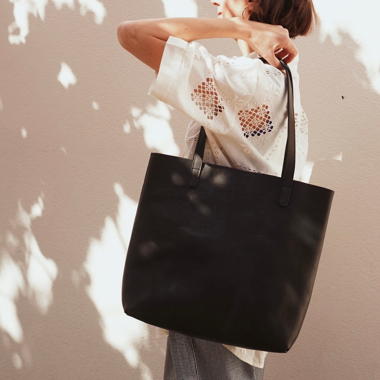 Éternelle Shopper Black