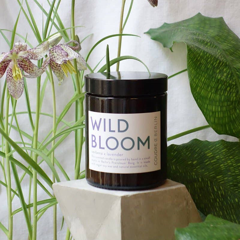 Wild blossom / ESSENTIALS Duftkerze