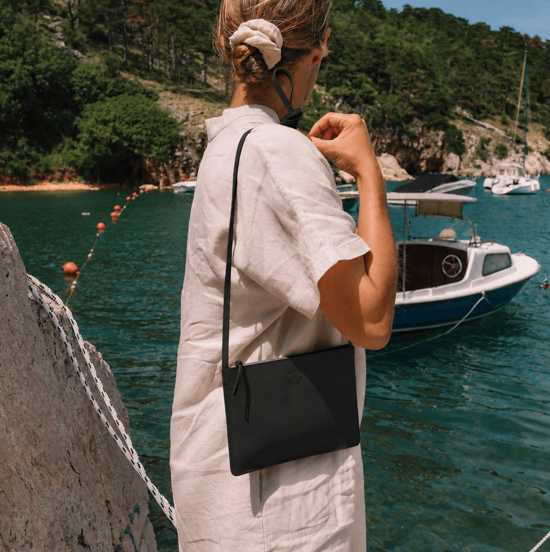 Marin et Marine Pochette Bag Black Pochette Bag Black - Leder Umhängetaschen Damen Leder Handtasche
