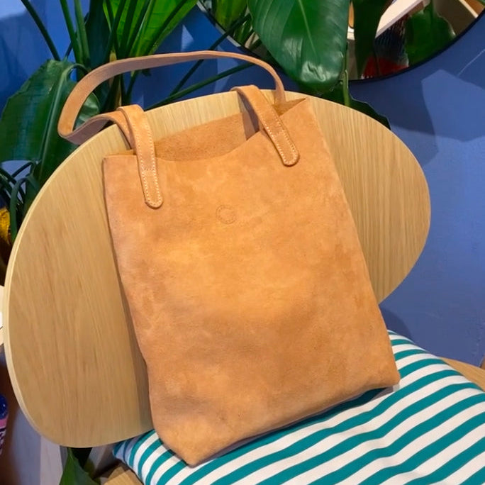 Solea Tote Bag Suede Caramel