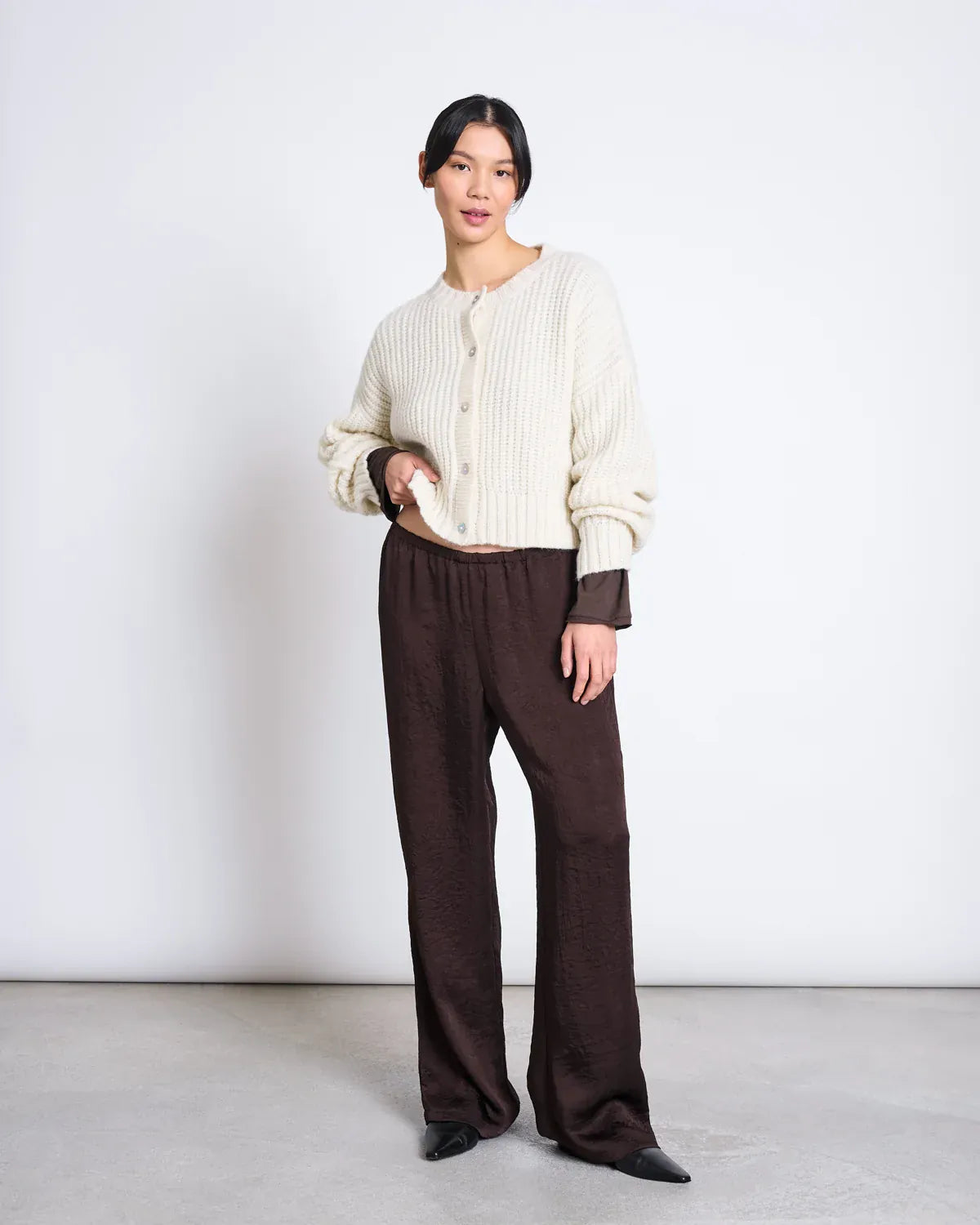 JAN 'N JUNE JANN JUNE Beni Cardigan Offwhite JANN JUNE Beni Cardigan Offwhite JAN 'N JUNE