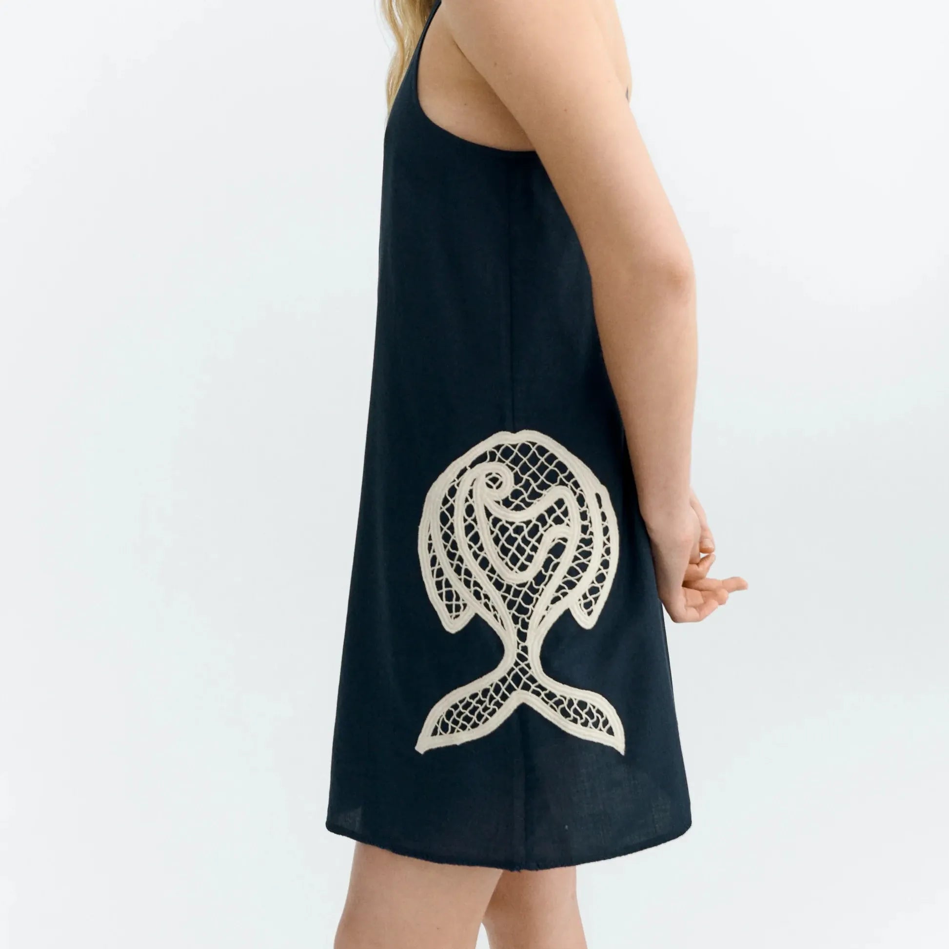Thinking Mu THINKING MU Kleid Aniela Navy Fish THINKING MU Kleid Aniela Navy Fish
