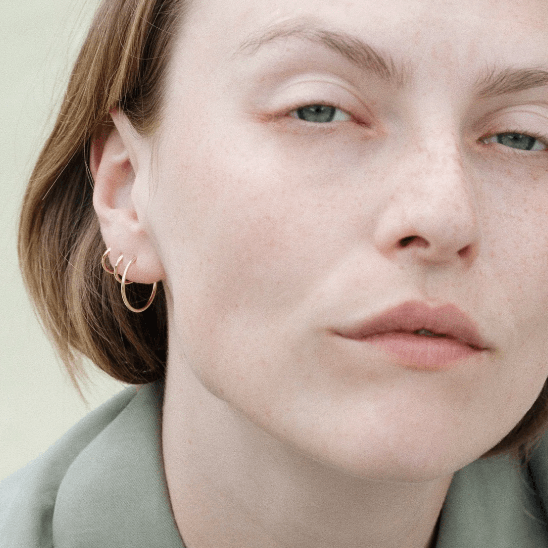 Jukserei Jukserei JUKSEREI Hoop Small Ohrringe