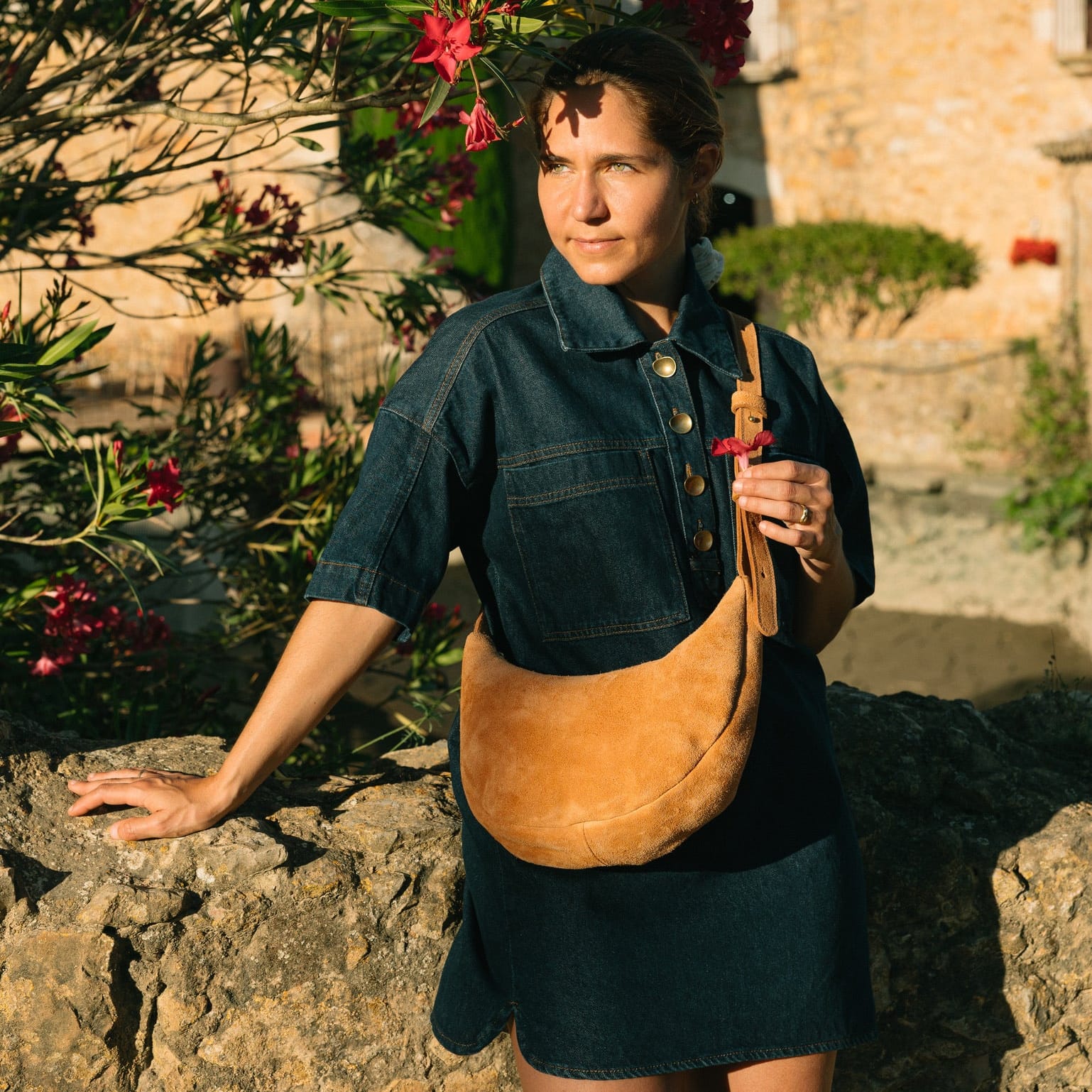 Marin et Marine Lune Bag Suede Caramel Lune Bag Wildleder – Damen Ledertasche aus Leder Bauchtasche