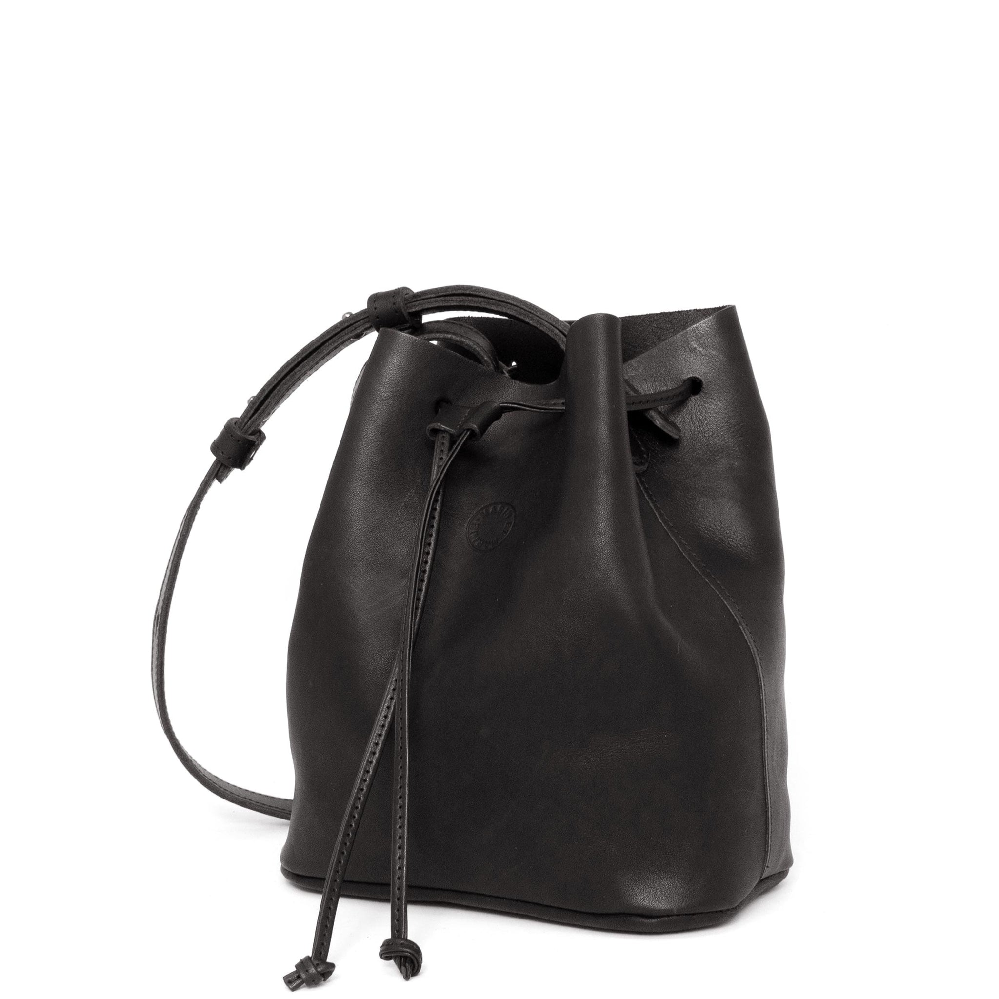 BUCKET BAG Lederhandtasche