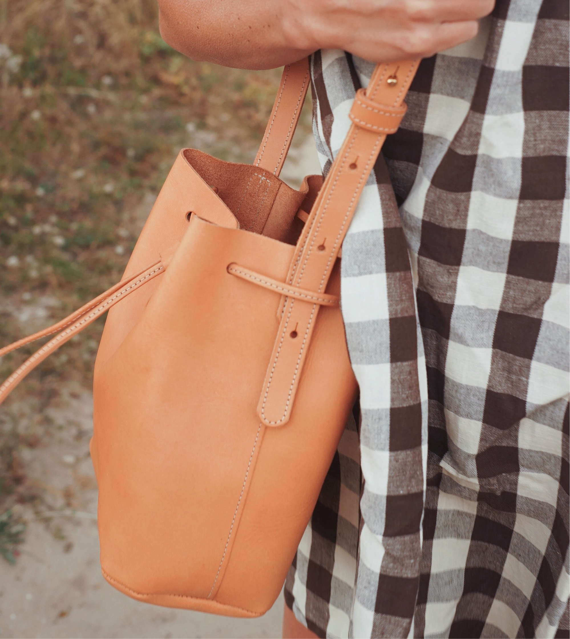 Bucket bag