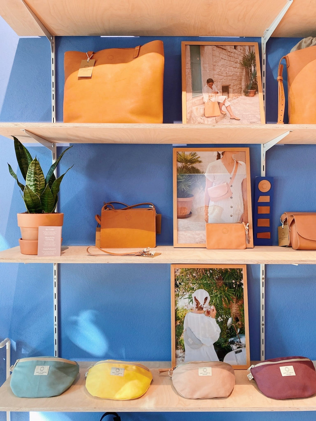 Carefully selected fashion from brands like Sessun & Thinking Mu