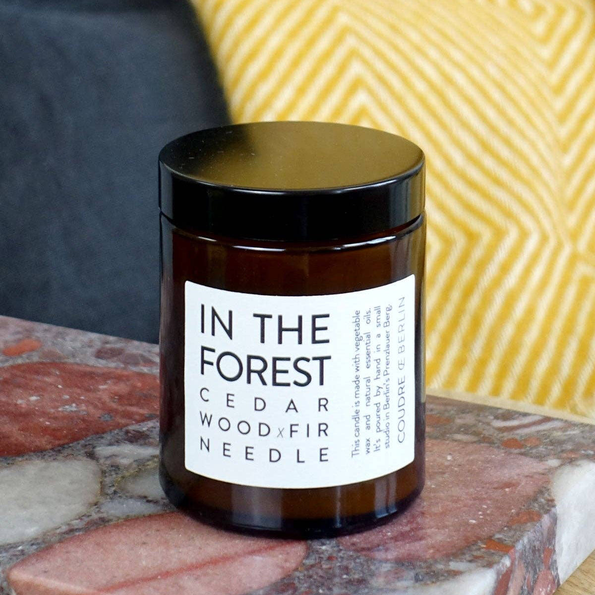 DUFTKERZE IN THE FOREST cedarwood x fir needle
