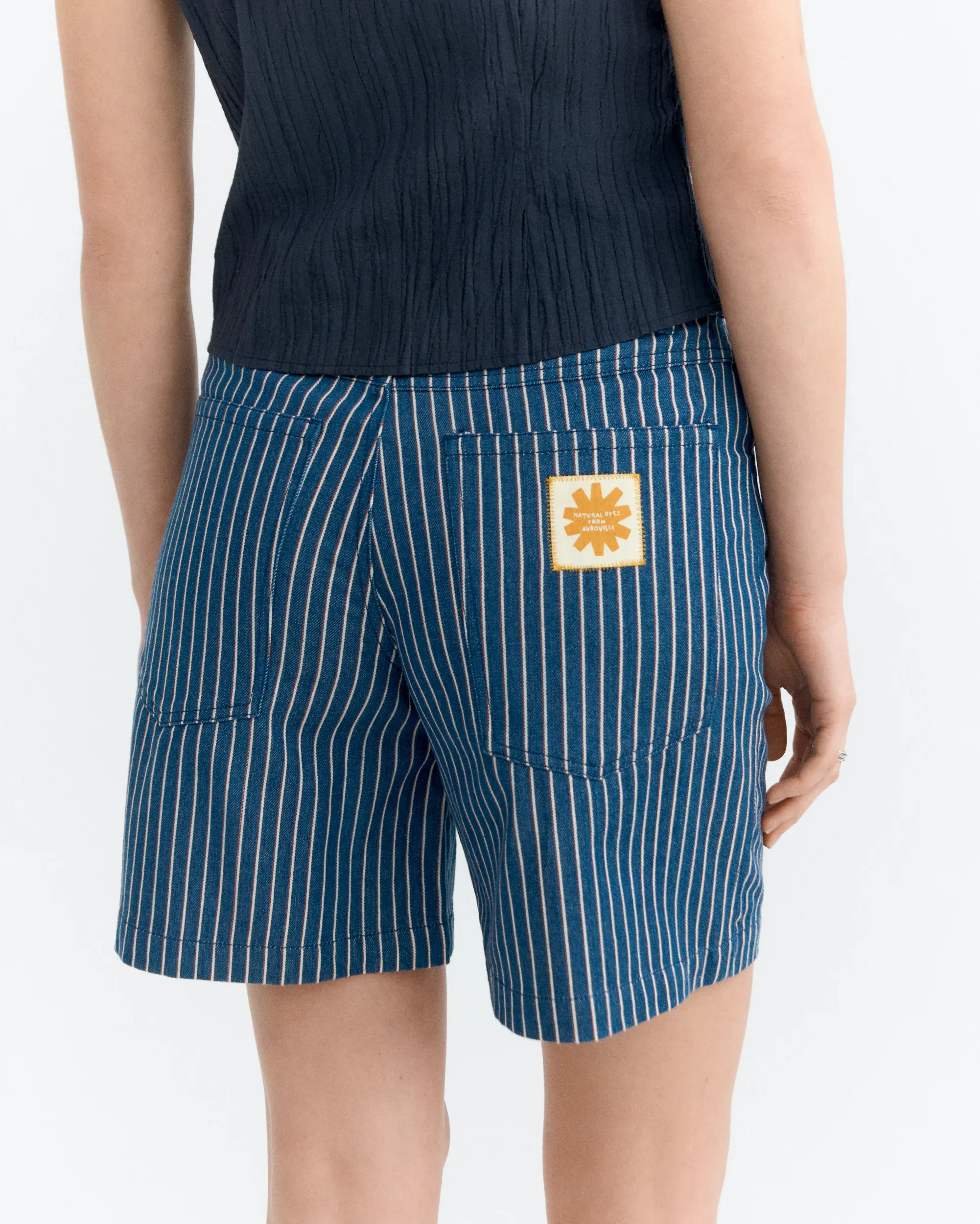 THINKING MU Shorts Streifen Luisa