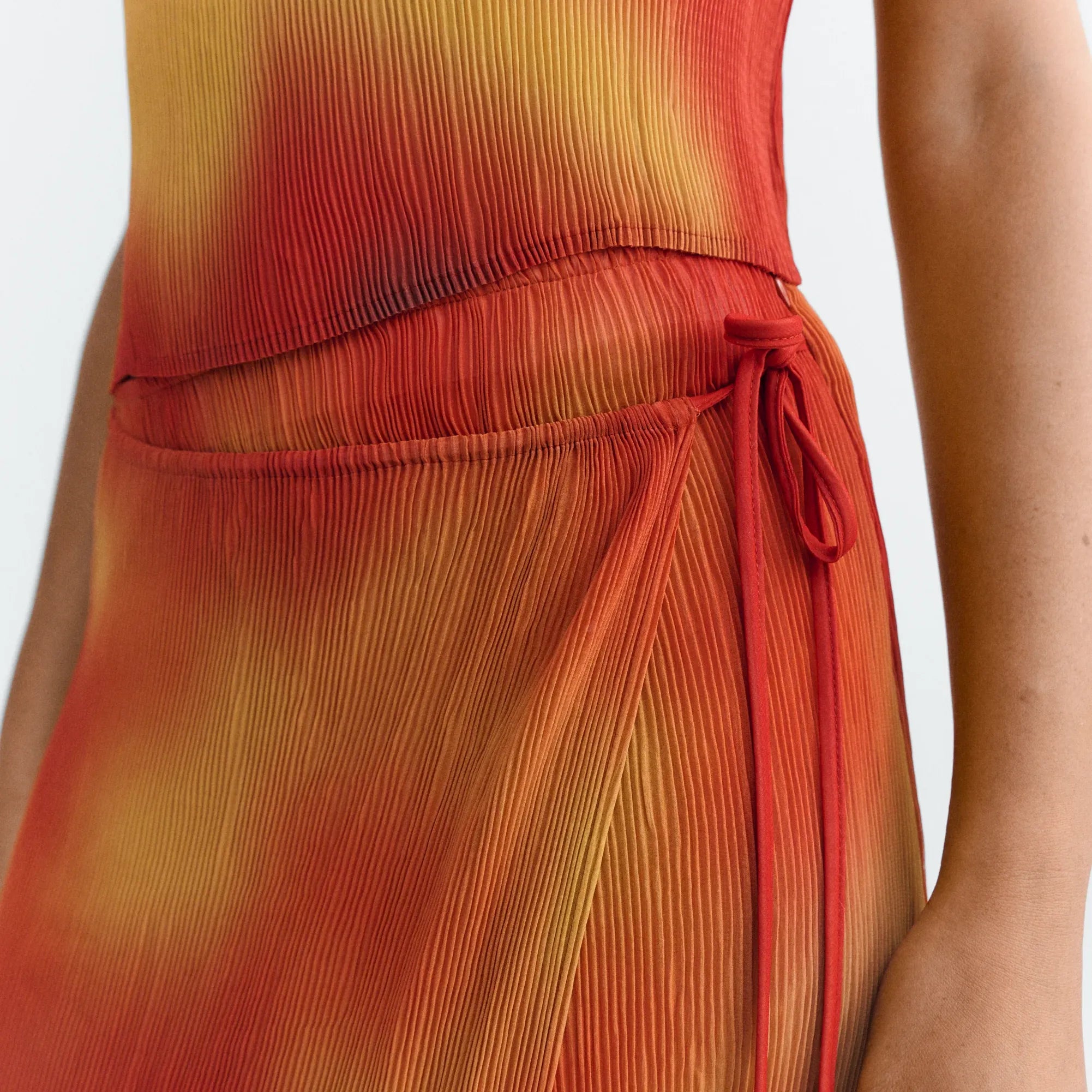 Marin et Marine THINKING MU FLOWERS PLEATED PAULINE SKIRT