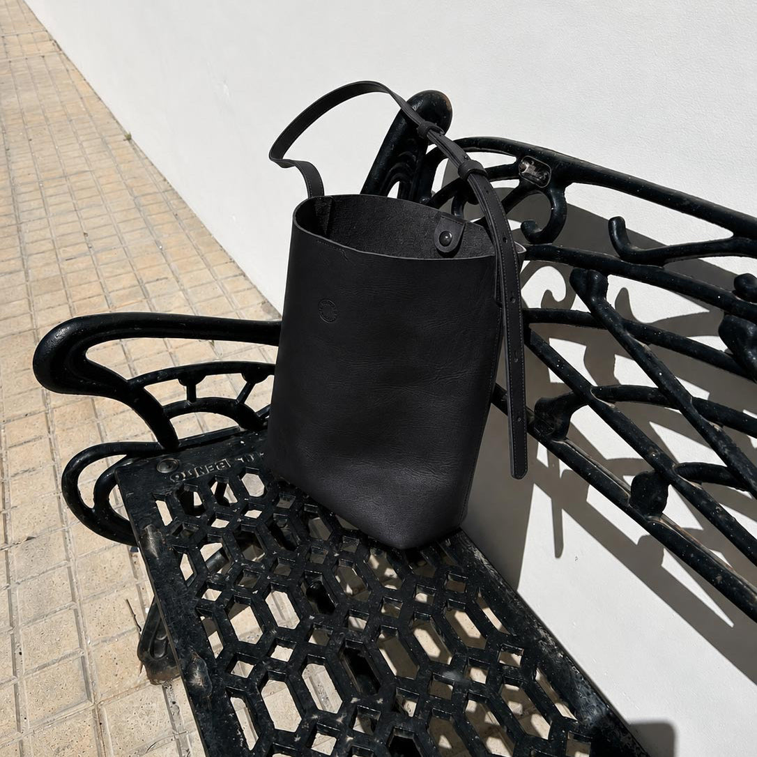 Ondine Bucket Bag Black