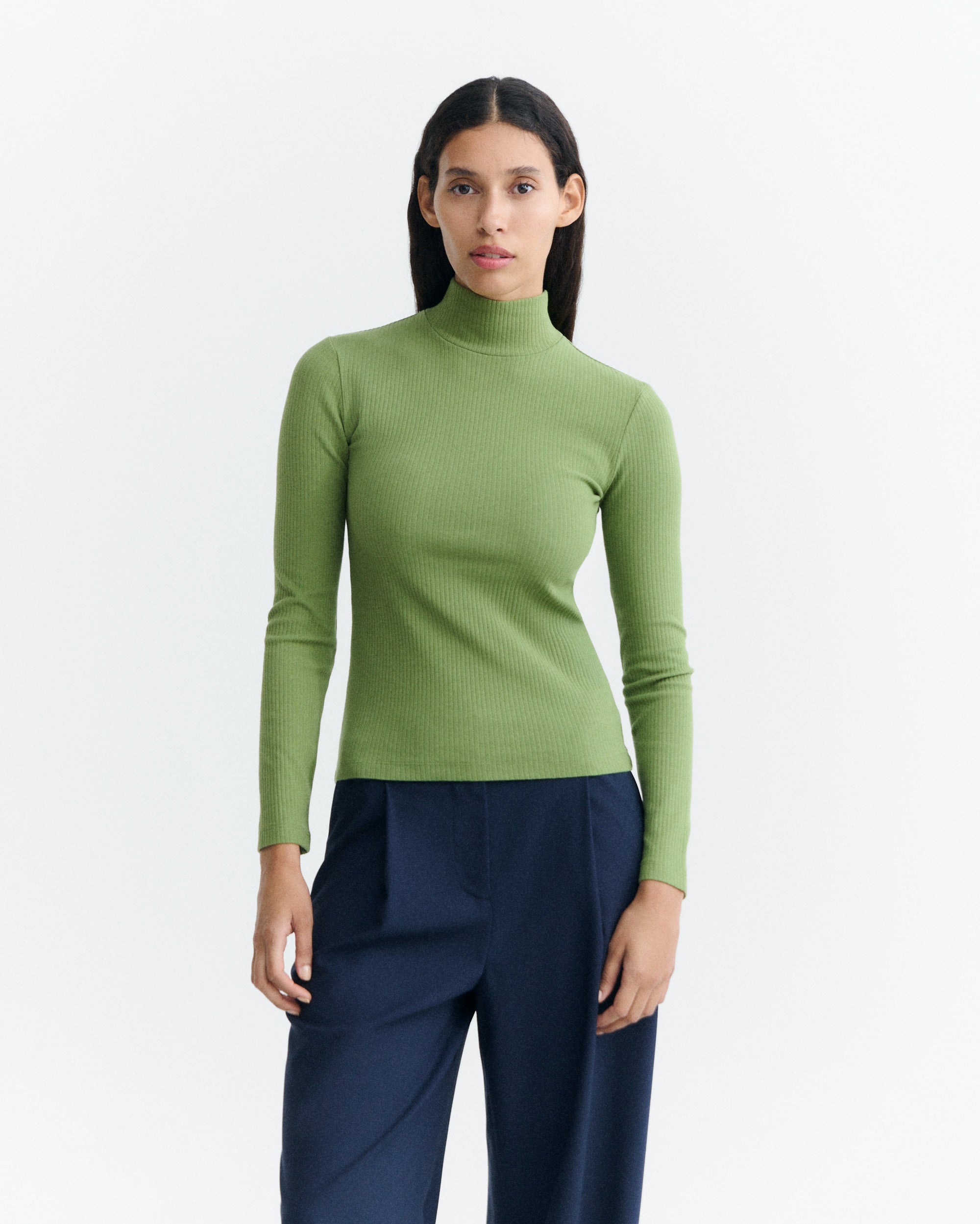 THINKING MU GREEN RIB AINE TOP